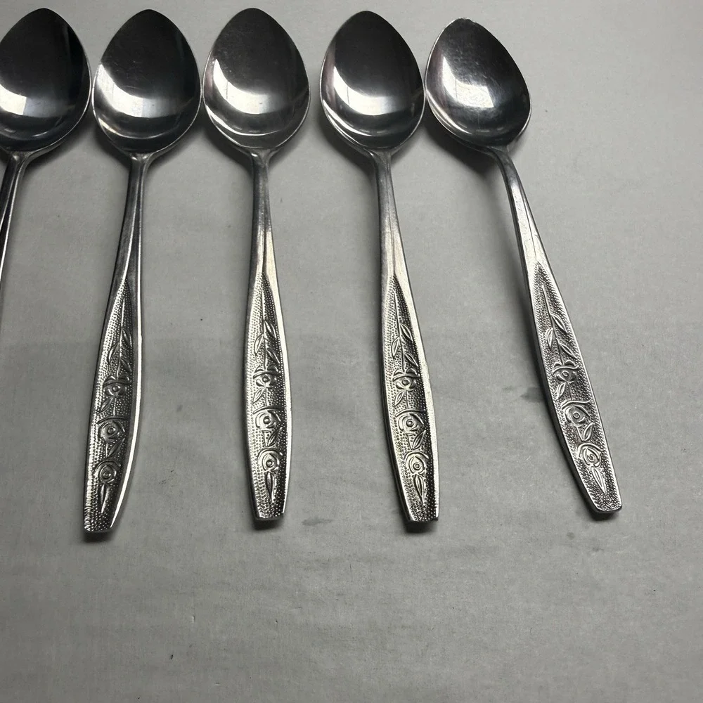 7 Vintage Customcraft CUS1 Dinner Place Spoons Roses Stainless Steel Flatware **
